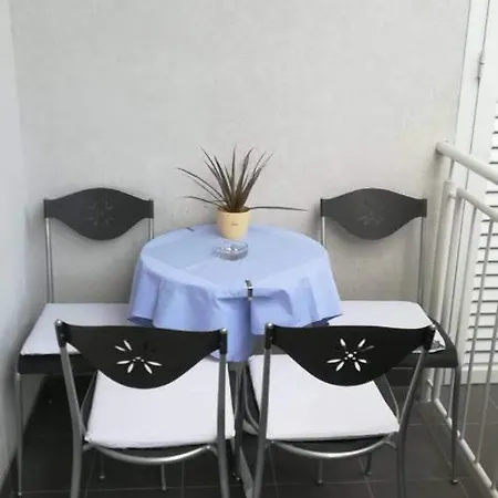 Dado Apartament *
